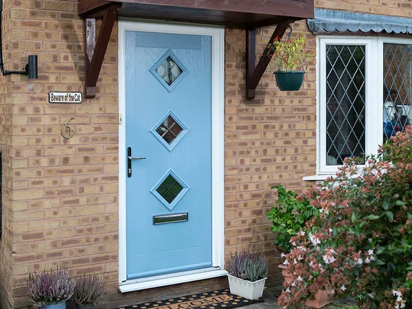 Zinnia 3 Cotswold 4 Bevel Forte Door